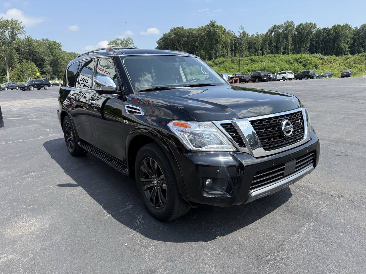 Used 2019 Nissan Armada Platinum w/ Captain's Chairs Package AWD/4WD image 4