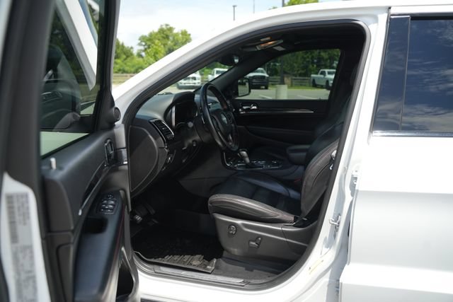 Used 2021 Jeep Grand Cherokee Trailhawk w/ Trailhawk Luxury Group AWD/4WD image 14