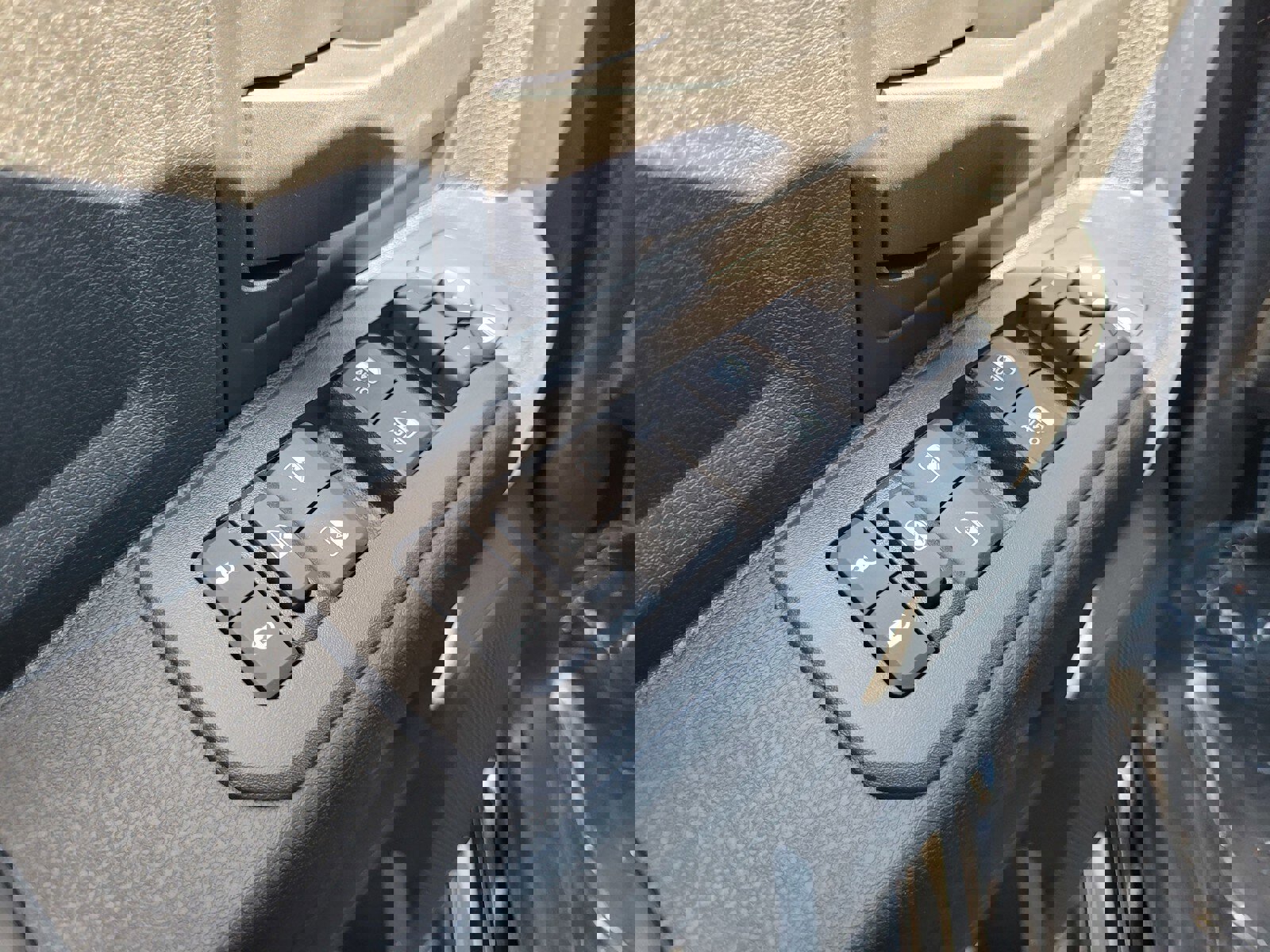 New 2025 RAM 2500 Tradesman image 19