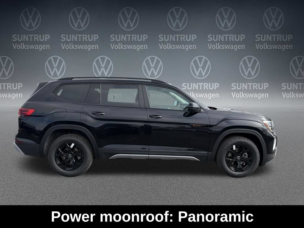 Used 2026 Volkswagen Atlas Peak Edition AWD/4WD image 6