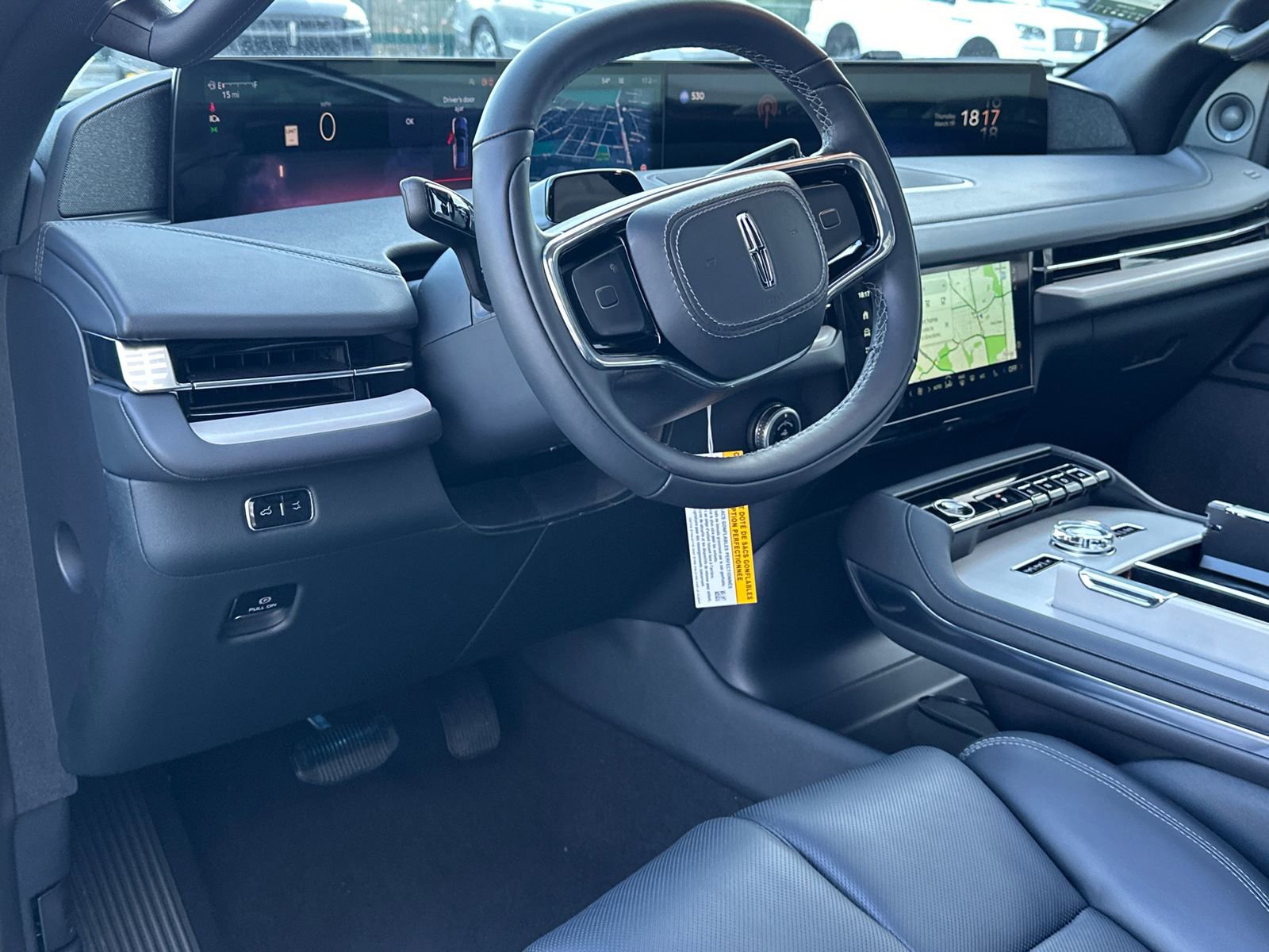 New 2026 Lincoln Navigator Reserve AWD/4WD image 24