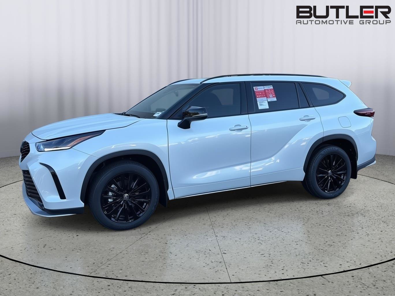 New 2026 Toyota Highlander XSE AWD/4WD image 3