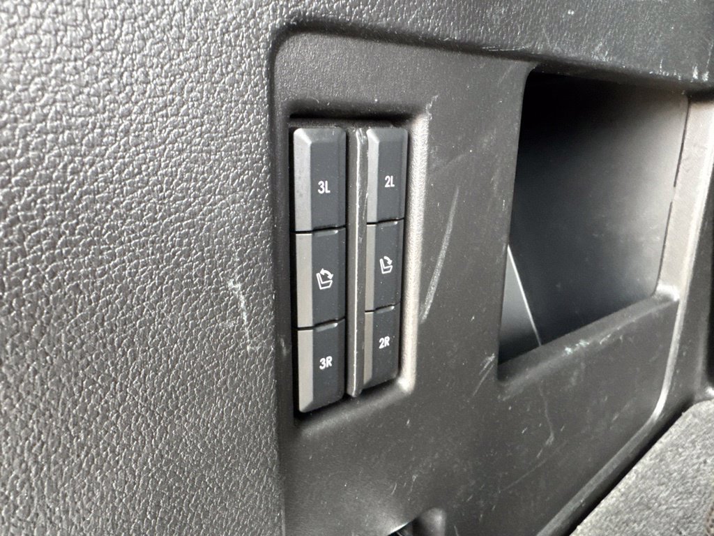 Used 2018 Lincoln Navigator Reserve AWD/4WD image 35