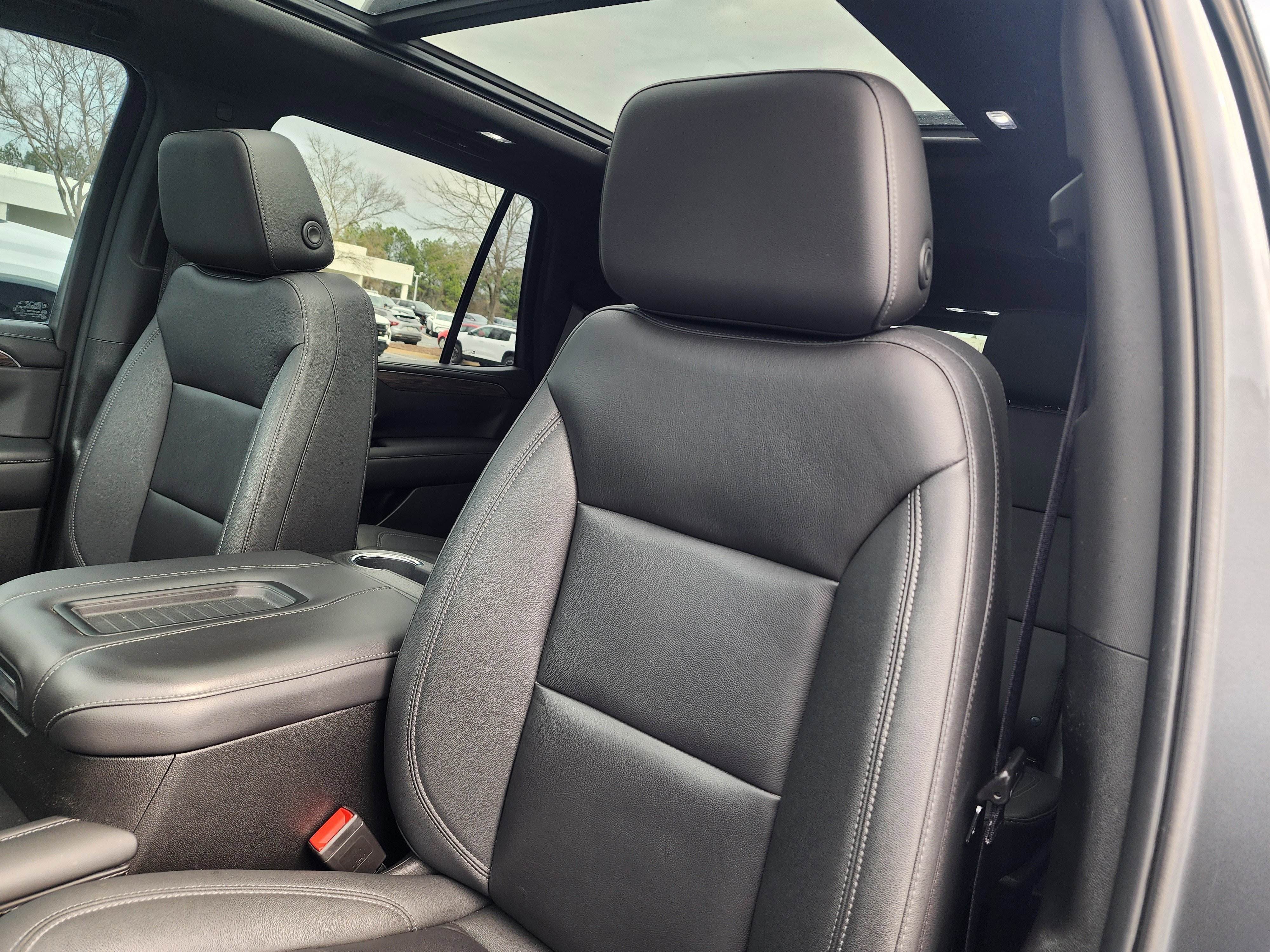 Used 2022 Chevrolet Tahoe Z71 w/ Z71 Off-Road Package image 22