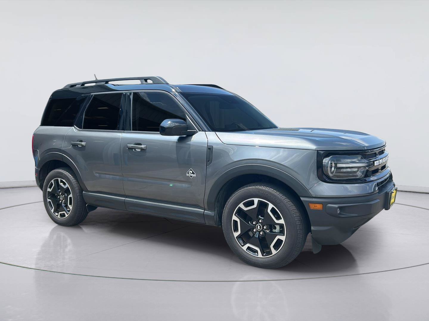 Used 2024 Ford Bronco Sport Outer Banks w/ Tech Package AWD/4WD image 3
