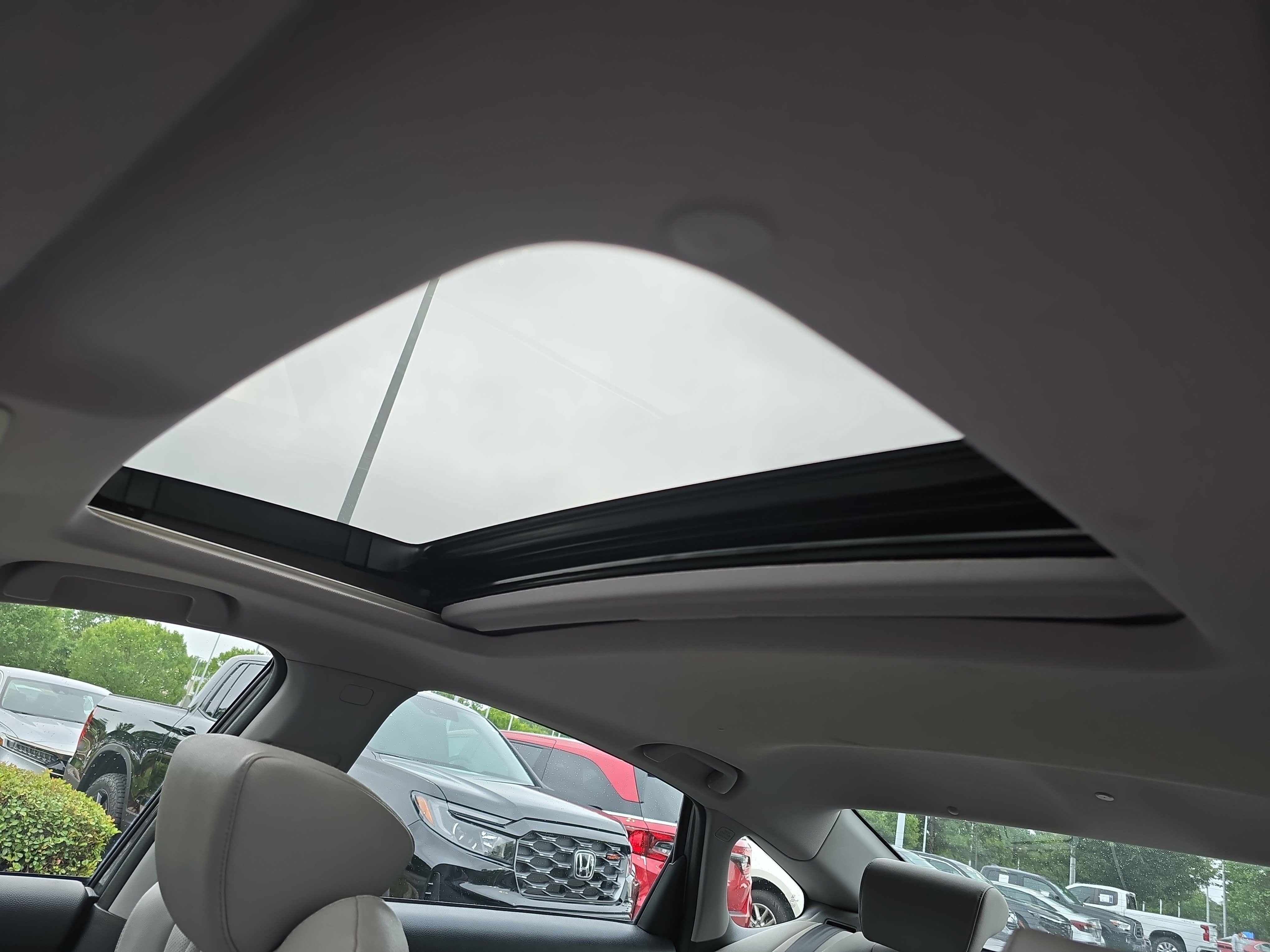 Used 2019 Honda Accord Touring image 28