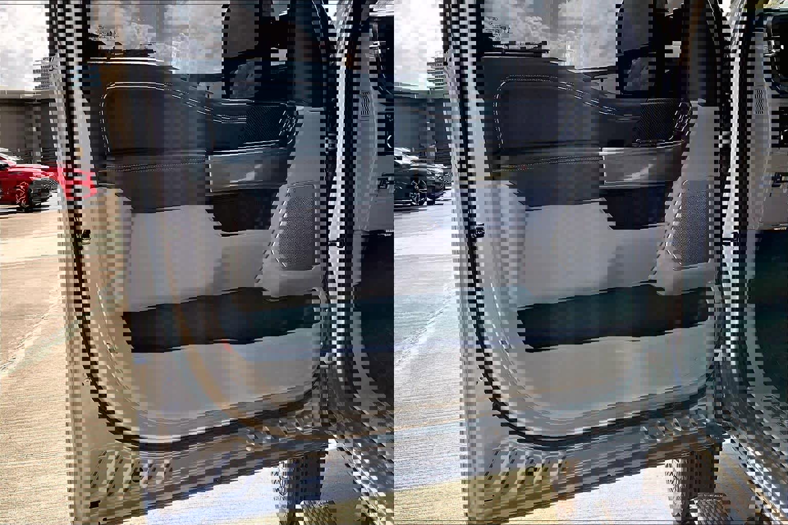 Used 2024 Ford F450 Limited image 43