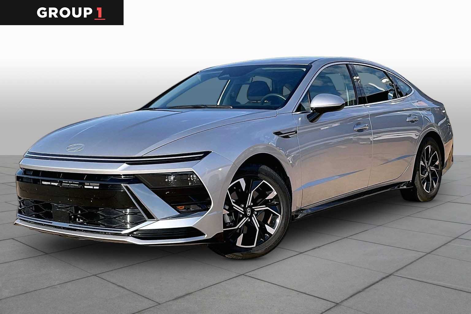 Used 2025 Hyundai Sonata SEL FWD image 1