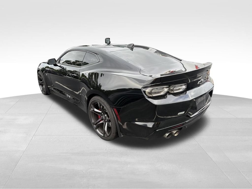 Used 2022 Chevrolet Camaro SS RWD image 11