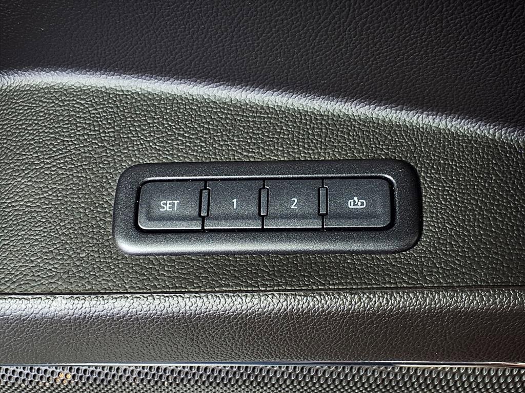 Used 2019 Chevrolet Tahoe Premier image 11