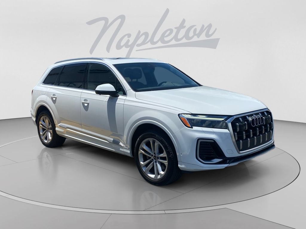 Used 2025 Audi Q7 3.0T Premium Plus AWD/4WD image 3