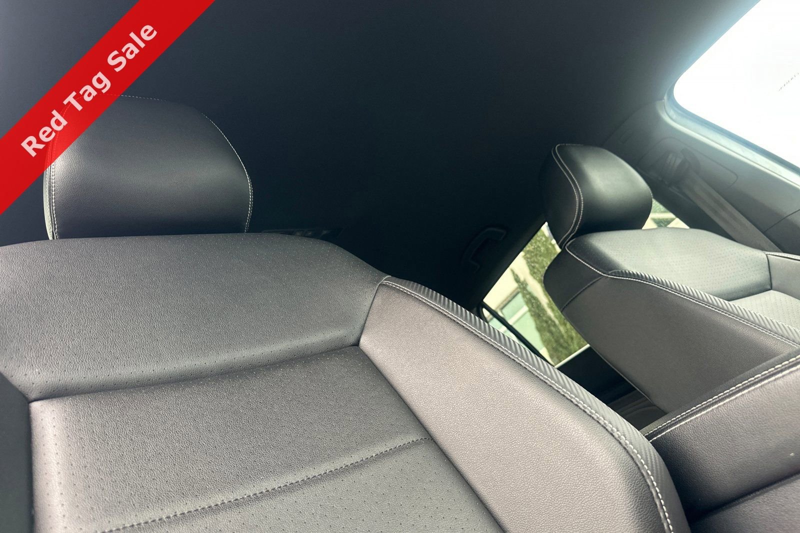 Used 2023 Volkswagen Atlas Cross Sport SE image 17