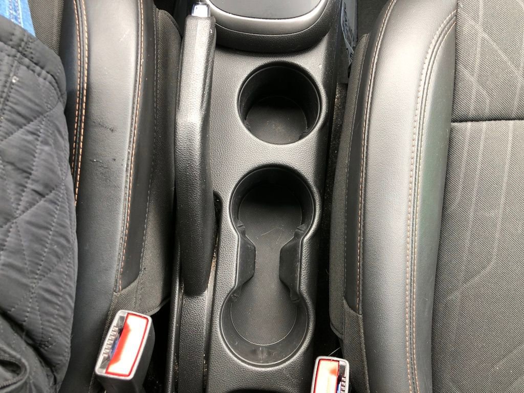 Used 2022 Chevrolet Trax LT w/ LT Convenience Package image 29