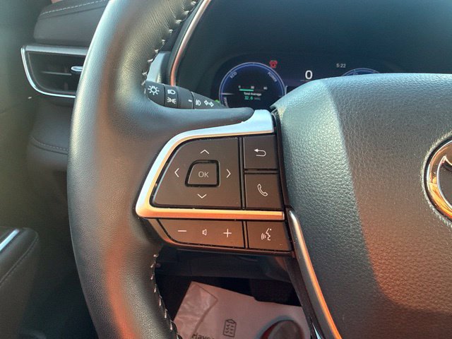 Used 2025 Toyota Highlander Platinum AWD/4WD image 22