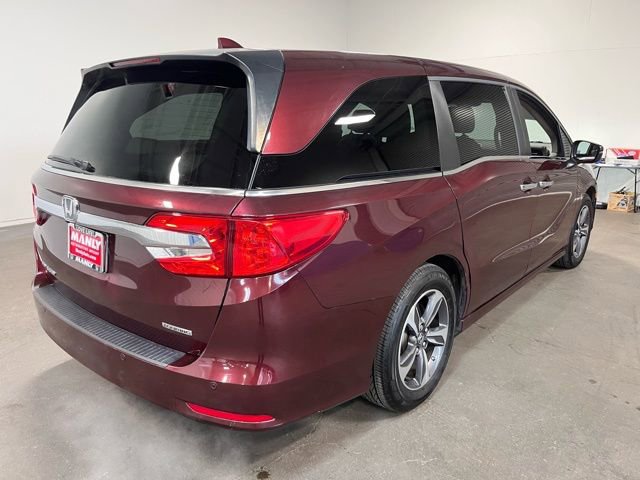 Used 2018 Honda Odyssey Touring image 2