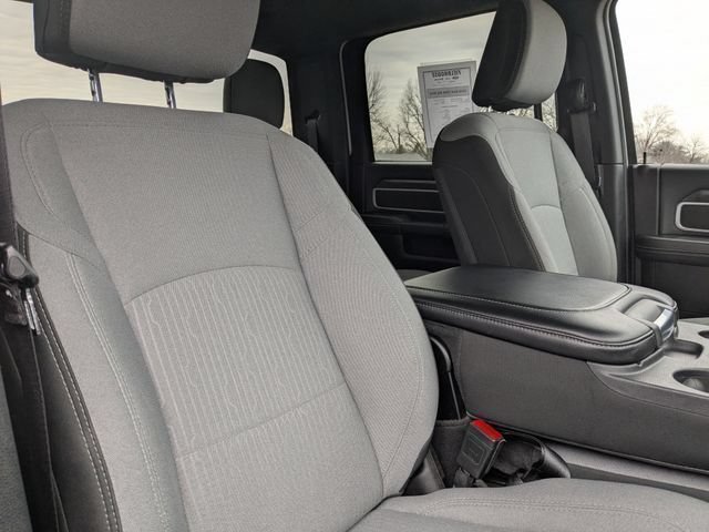 Used 2024 RAM 2500 Big Horn AWD/4WD image 14
