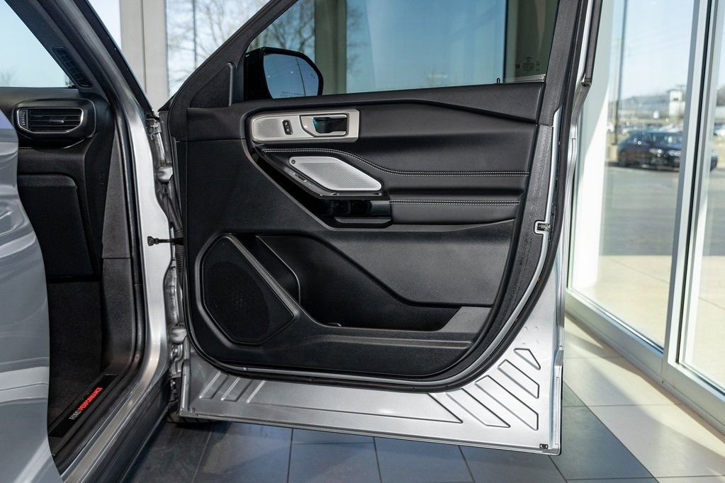 Used 2023 Ford Explorer ST w/ Equipment Group 401A image 20