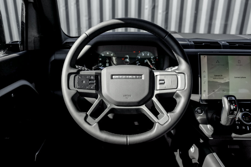 New 2026 Land Rover Defender 110 X-Dynamic SE AWD/4WD image 17
