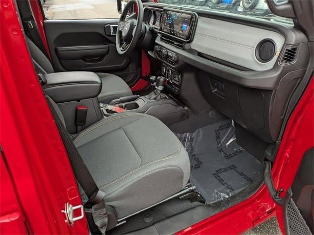 Used 2024 Jeep Wrangler Sport S image 28