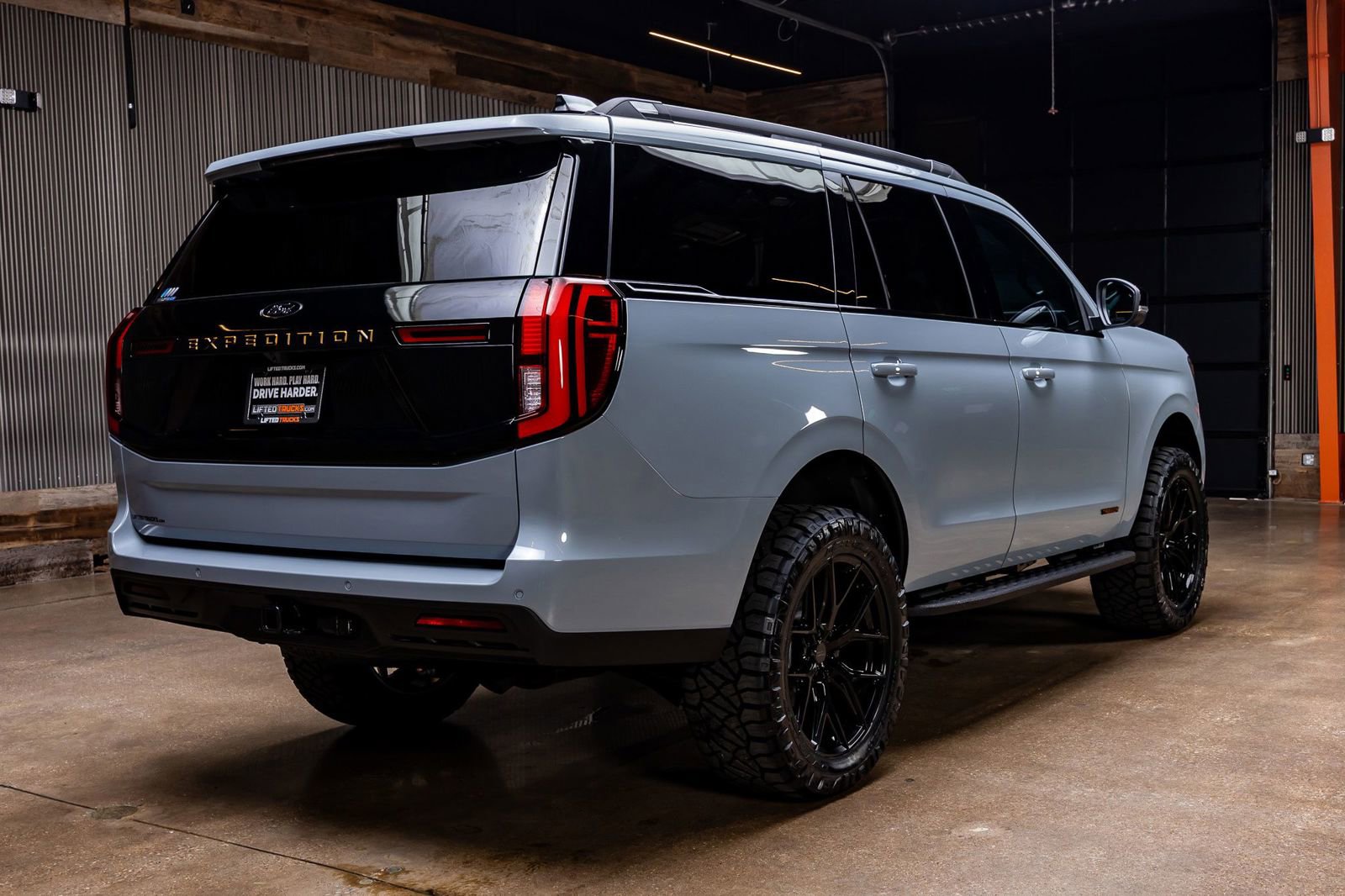 Used 2026 Ford Expedition Tremor AWD/4WD image 10