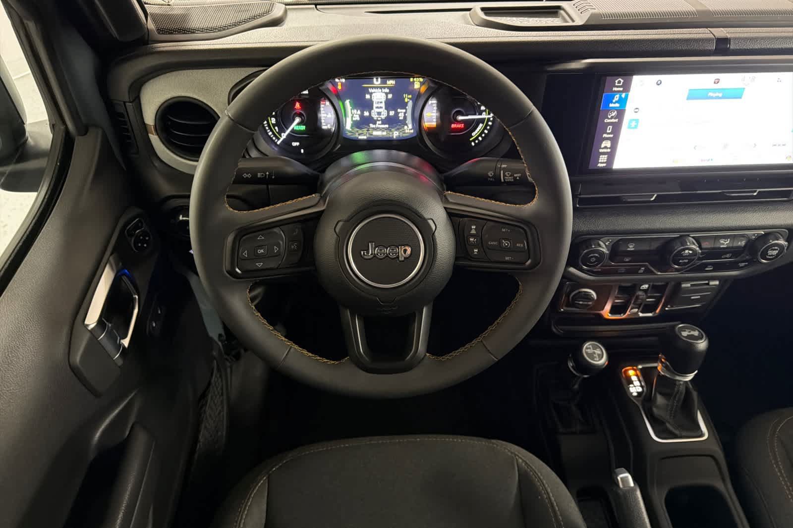 Used 2024 Jeep Wrangler Unlimited AWD/4WD image 14