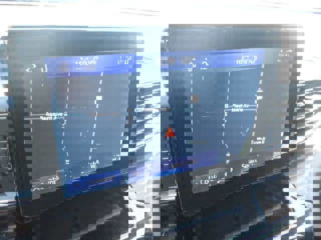 Used 2023 Ford Explorer Limited image 21