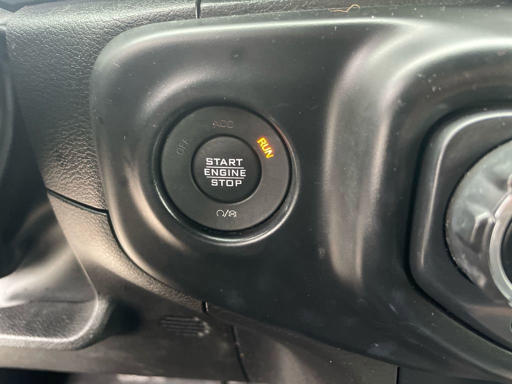 Used 2022 Jeep Wrangler Unlimited Sport image 22