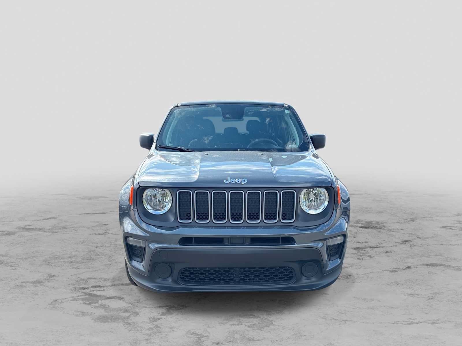 Certified 2023 Jeep Renegade Latitude AWD/4WD image 3