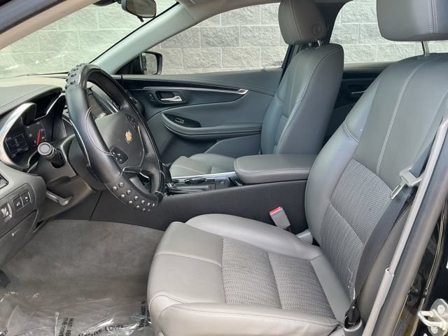 Used 2018 Chevrolet Impala LS FWD image 13