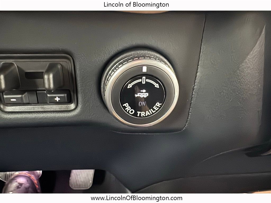 New 2025 Lincoln Navigator L Black Label image 44