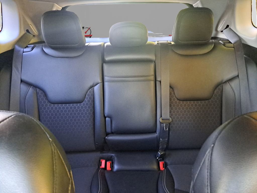 Used 2019 Jeep Compass Latitude image 18