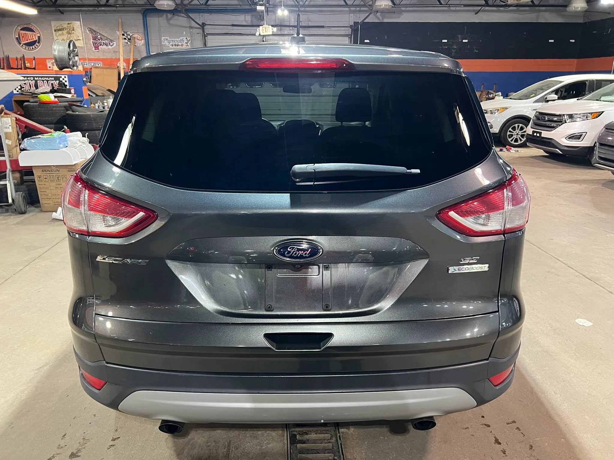 Used 2016 Ford Escape SE w/ SE Cold Weather Package FWD image 4