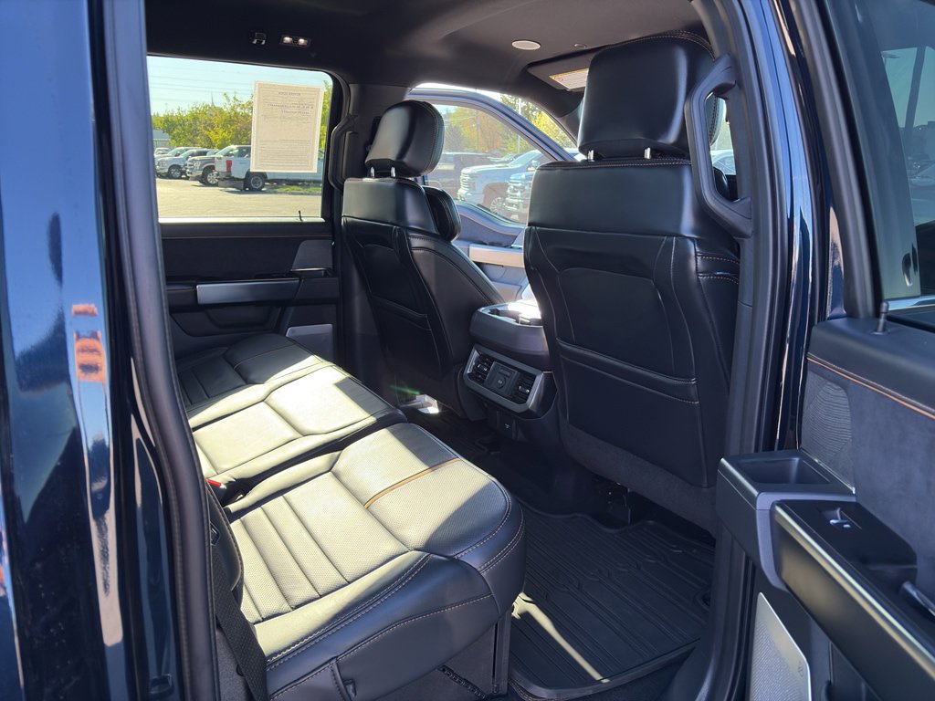 Used 2023 Ford F350 Platinum w/ FX4 Off-Road Package AWD/4WD image 29