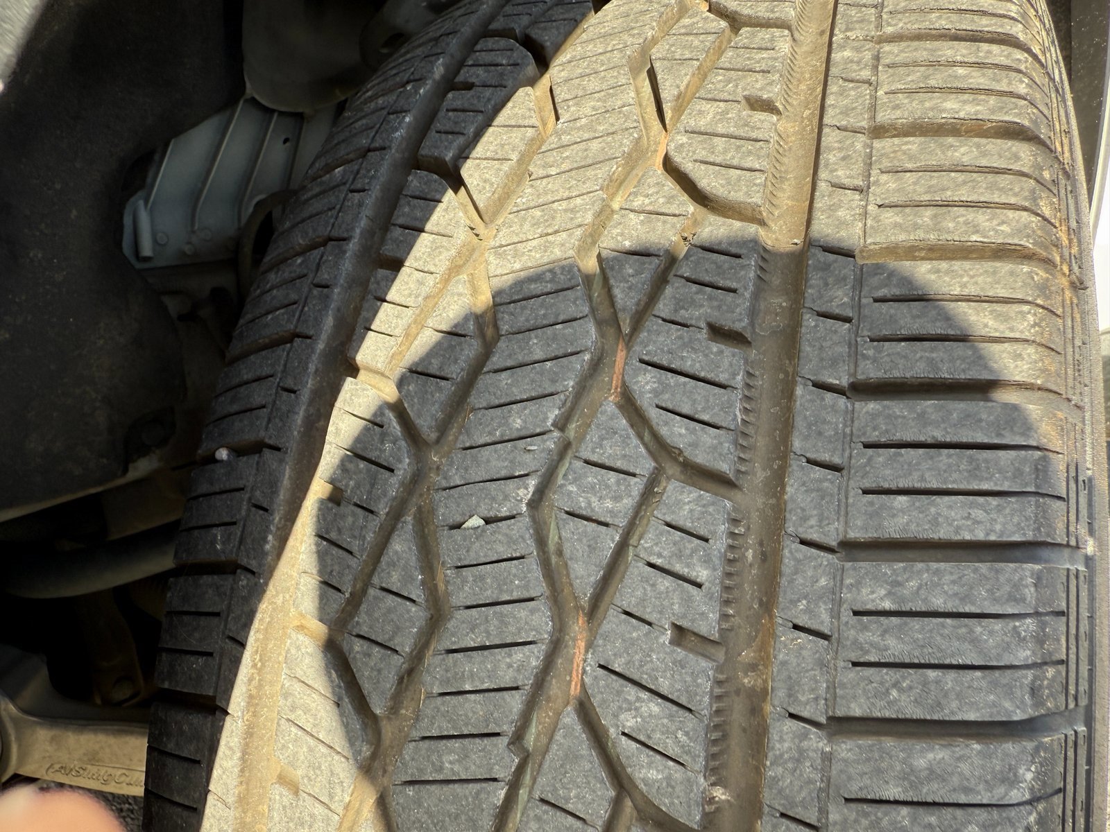 Used 2022 Ford Explorer Limited w/ Hybrid Equipment Group 310A image 19