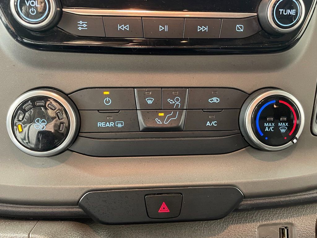 Used 2020 Ford Transit 350 XLT image 19