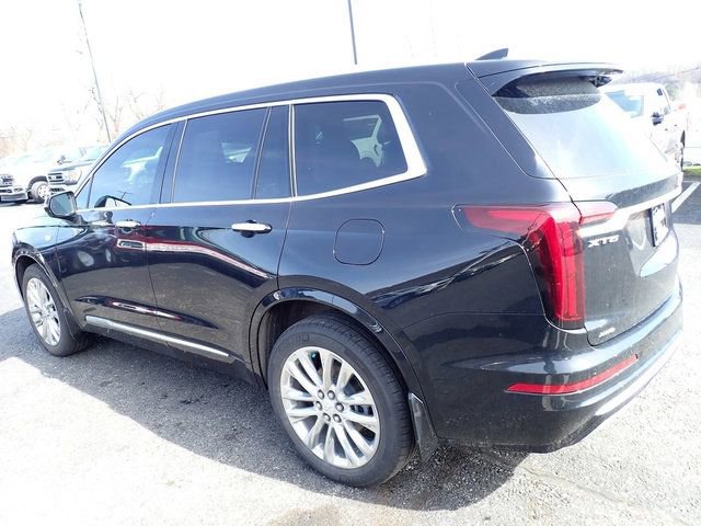 Used 2023 Cadillac XT6 Premium Luxury image 4