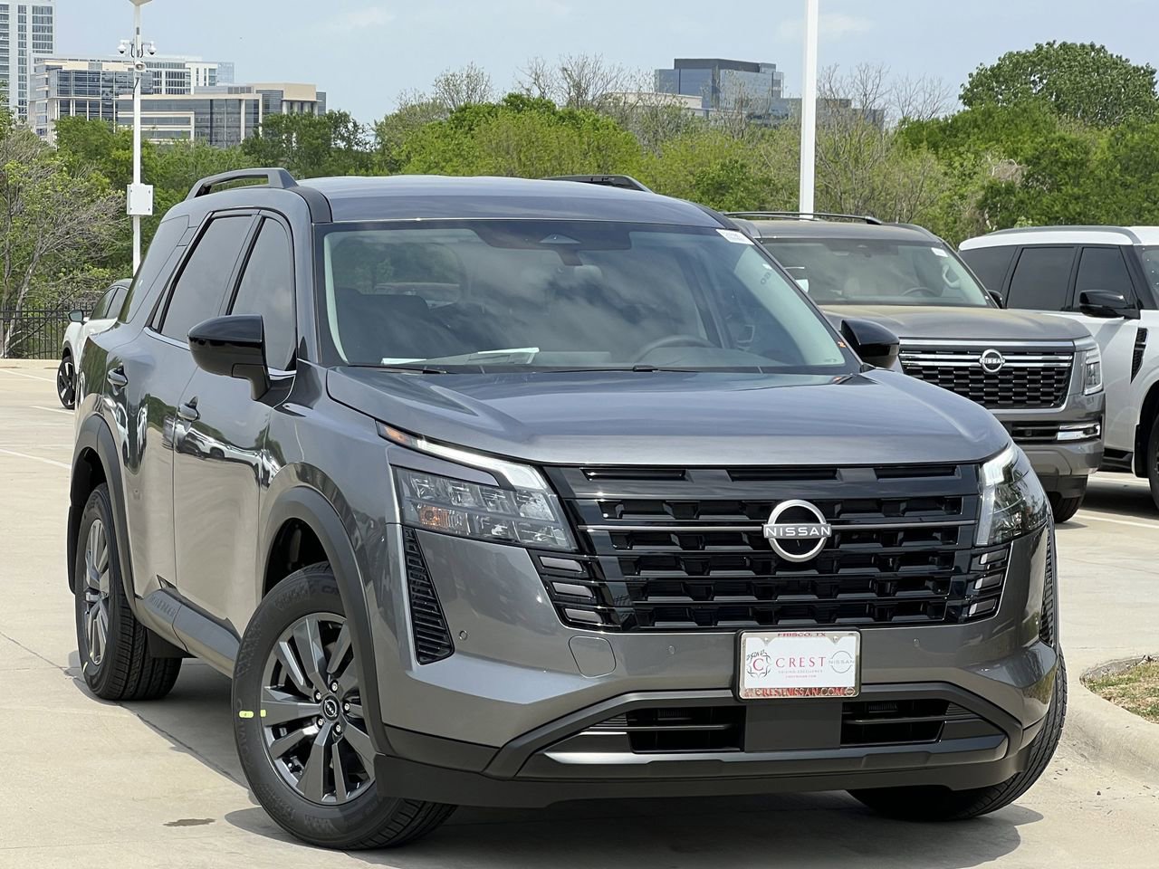 New 2026 Nissan Pathfinder SV image 2