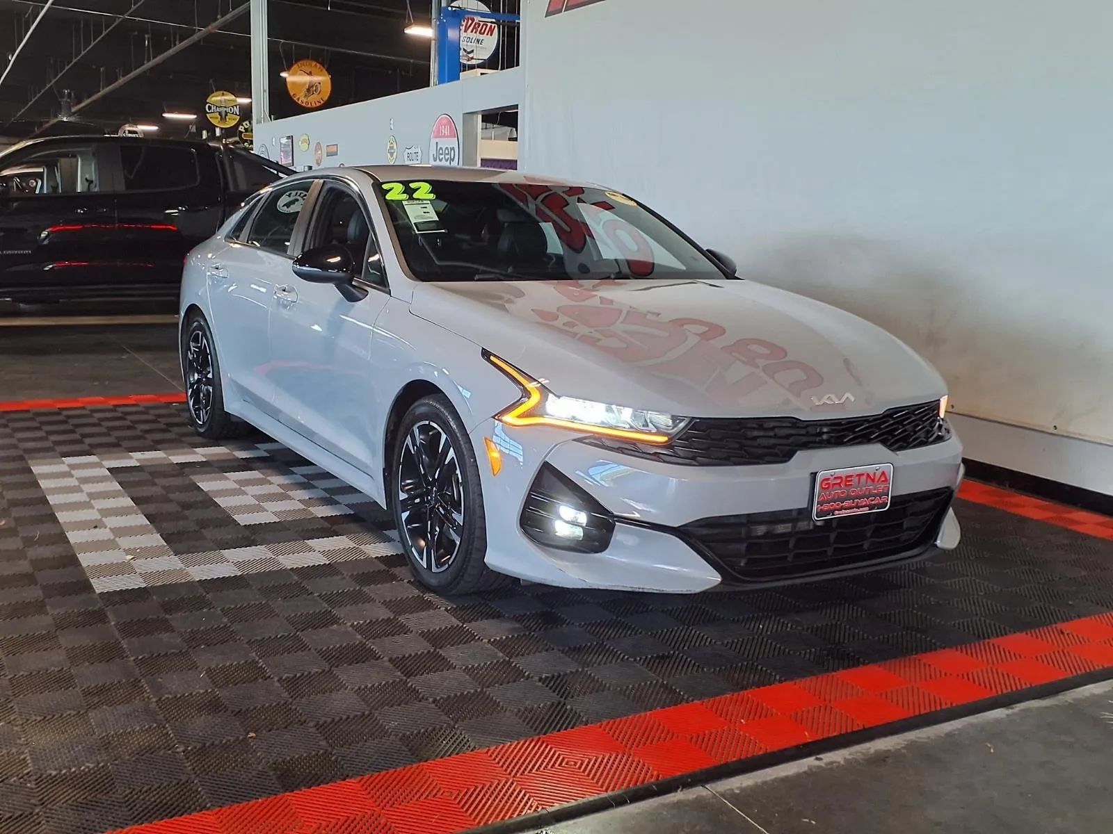Used 2022 Kia K5 GT-Line AWD/4WD image 2