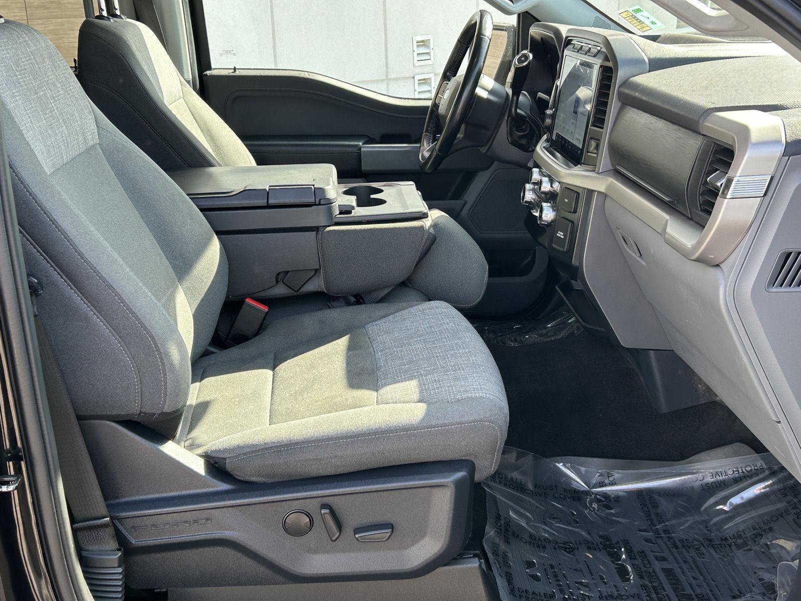 Used 2022 Ford F150 XLT w/ Equipment Group 302A High image 16