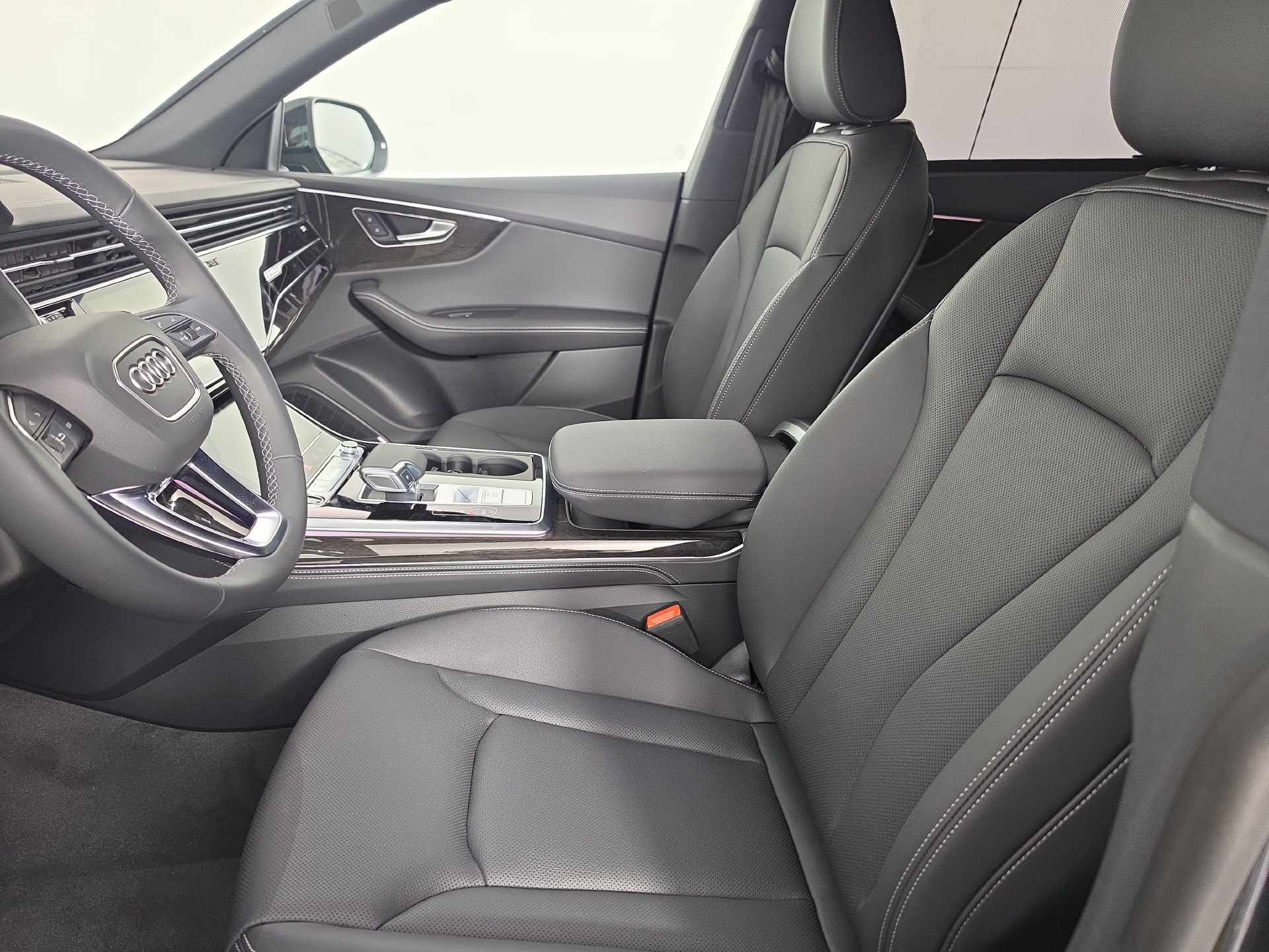 New 2026 Audi Q8 Premium Plus AWD/4WD image 13