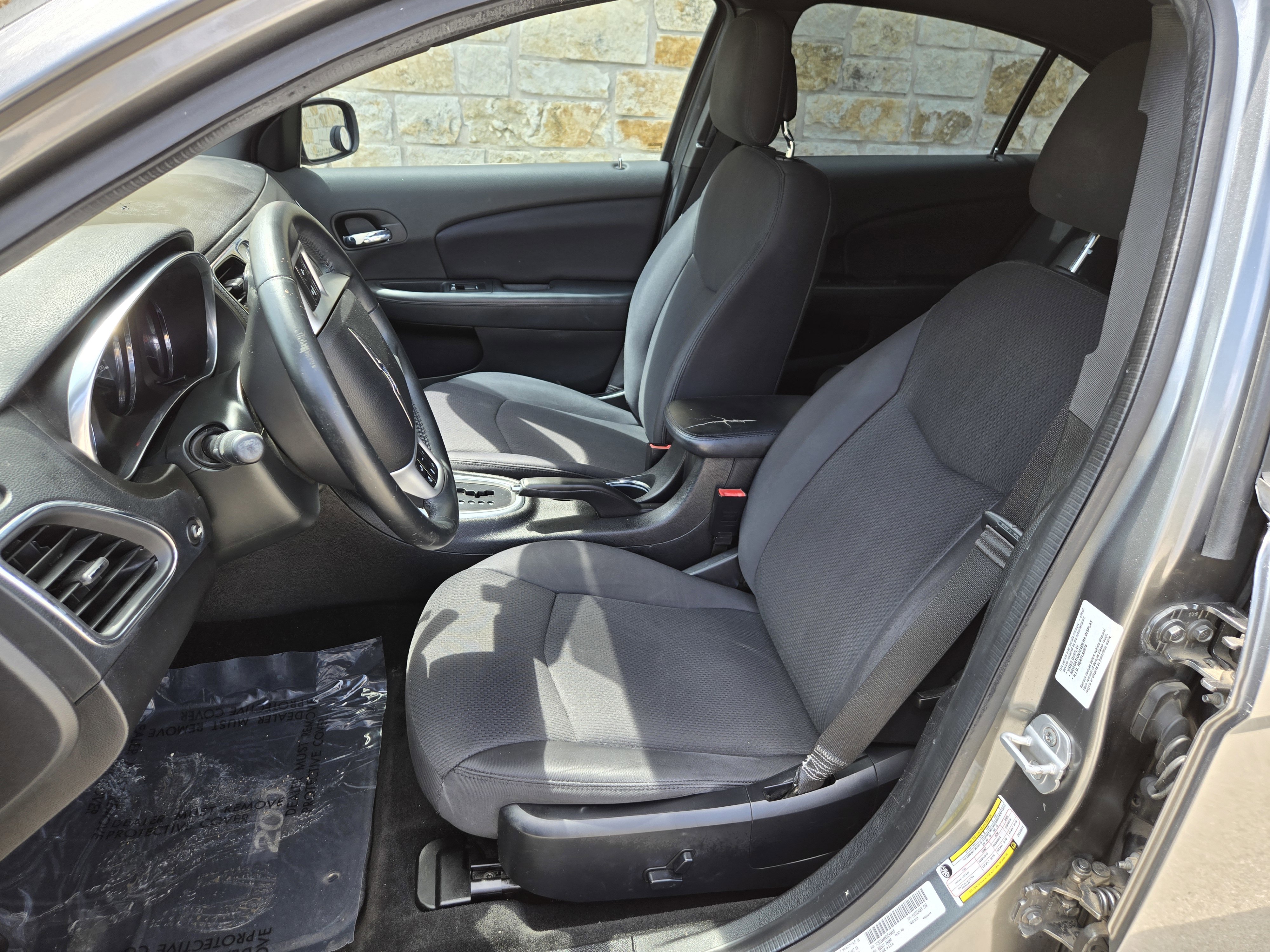 Used 2013 Chrysler 200 Touring w/ S Exterior Appearance Pkg FWD image 5