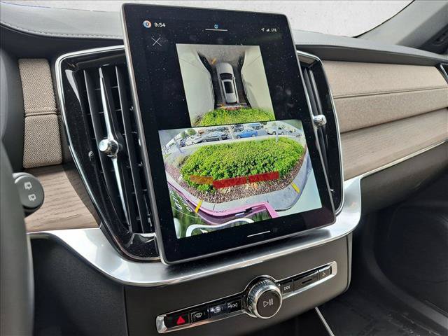 Certified 2026 Volvo XC90 B6 Plus w/ Protection Package Premier AWD/4WD image 14