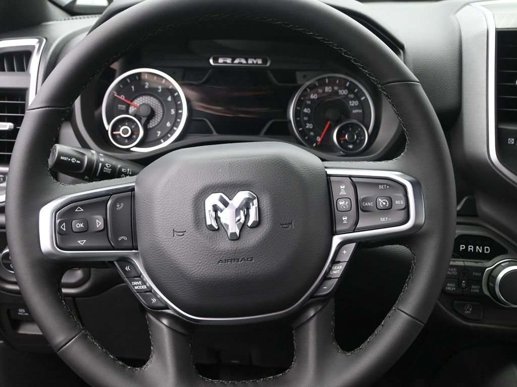 New 2026 RAM 1500 4x4 Crew Cab image 28