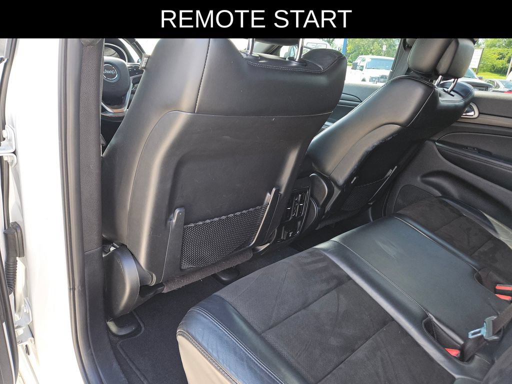 Used 2020 Jeep Grand Cherokee Altitude AWD/4WD image 15