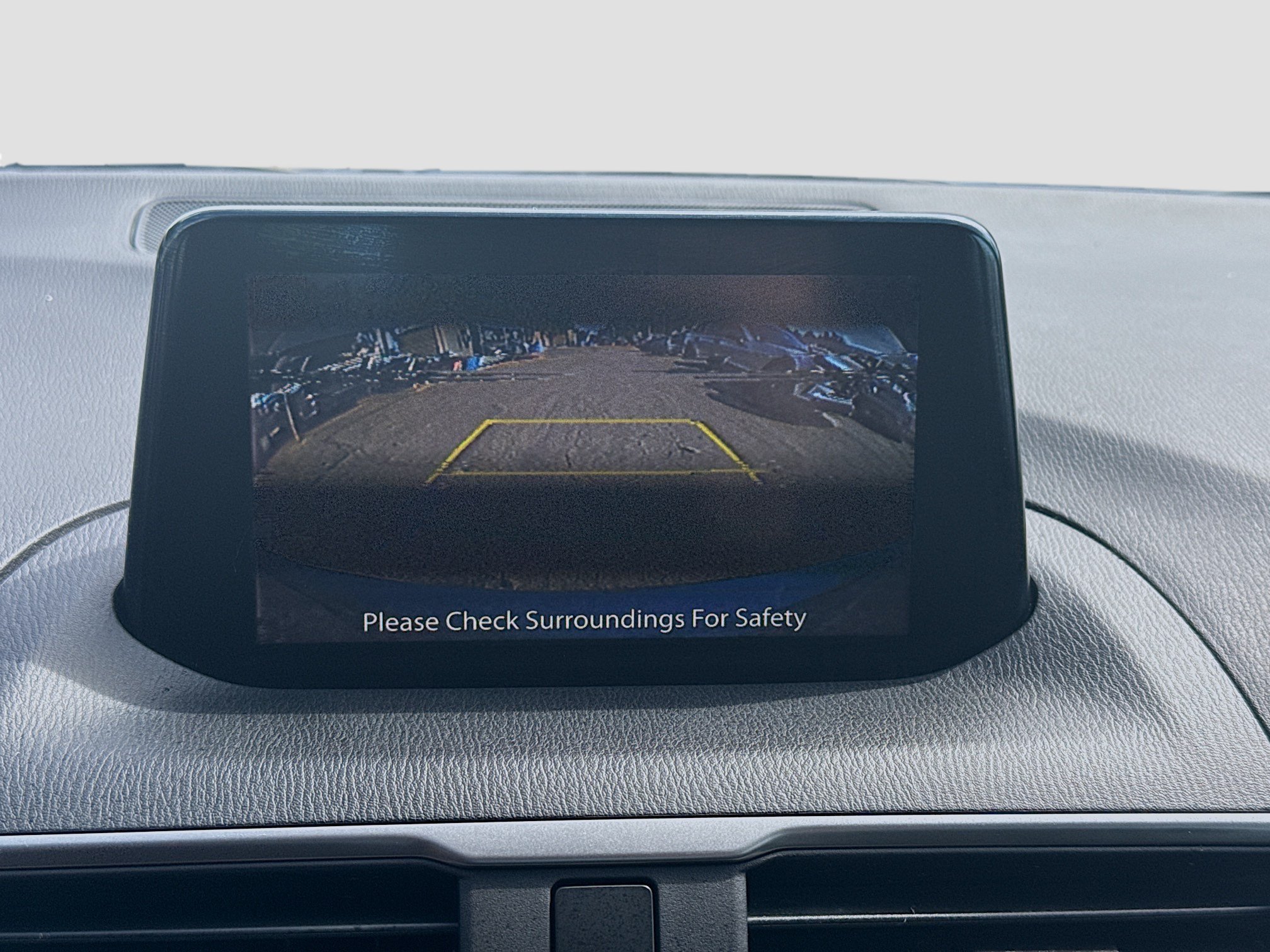 Used 2018 MAZDA MAZDA3 Sport FWD image 10