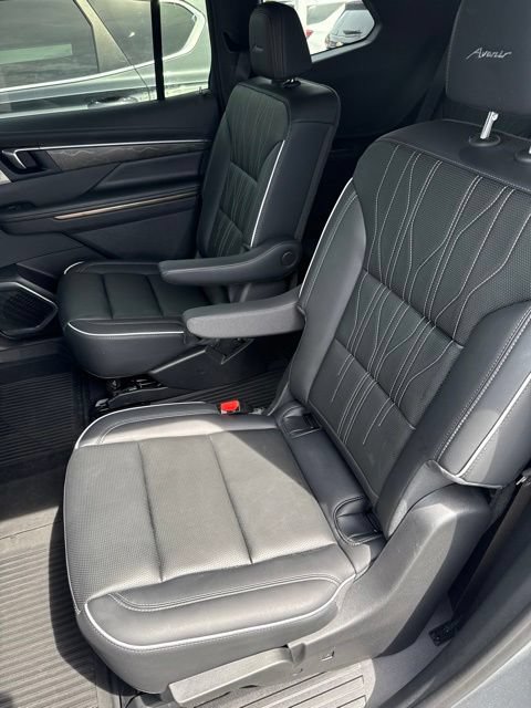 Used 2025 Buick Enclave Avenir w/ Super Cruise Package AWD/4WD image 33