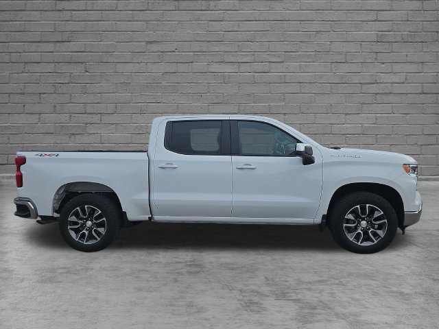 Used 2024 Chevrolet Silverado 1500 LT AWD/4WD image 7