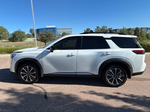 New 2026 Nissan Pathfinder Platinum AWD/4WD image 4
