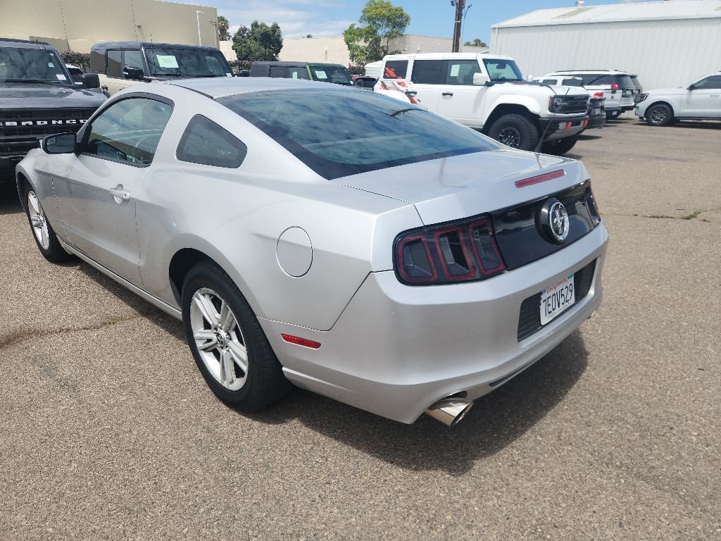 Used 2014 Ford Mustang Coupe RWD image 10