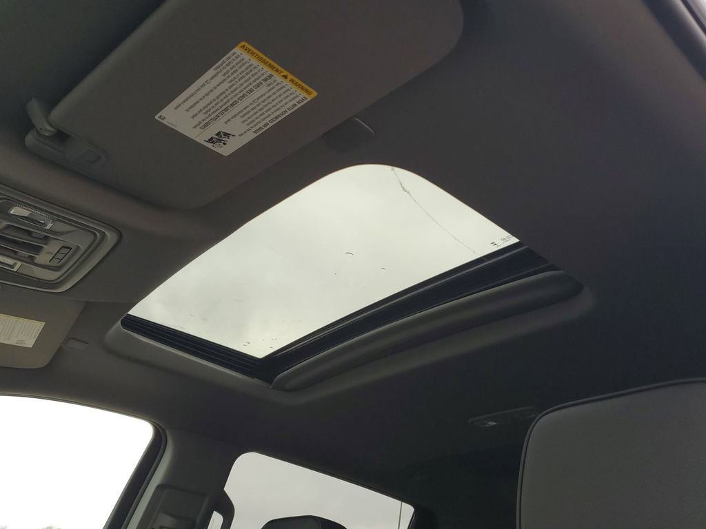 New 2025 GMC Sierra 3500 Denali w/ Denali Reserve Package image 20